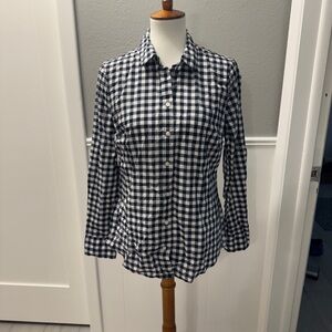 NWT J Crew Lightweight Navy and White Gingham Button-Up Shirt Size M